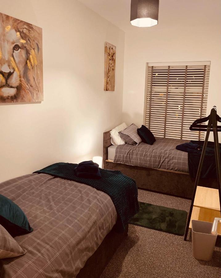 Luxury Suite 3 Bed Apartment Sleeps 6-8 Blackpool Dış mekan fotoğraf