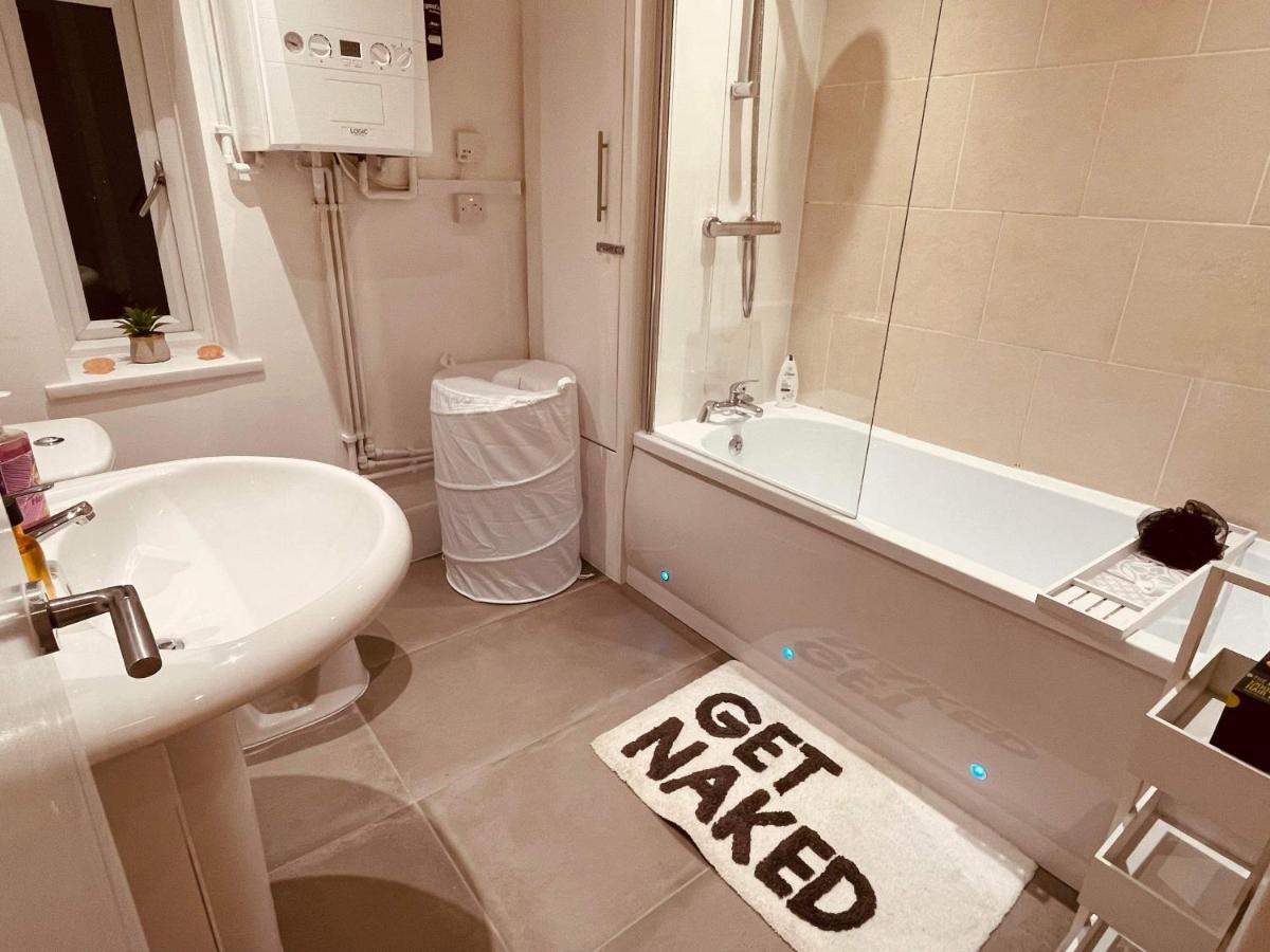Luxury Suite 3 Bed Apartment Sleeps 6-8 Blackpool Dış mekan fotoğraf