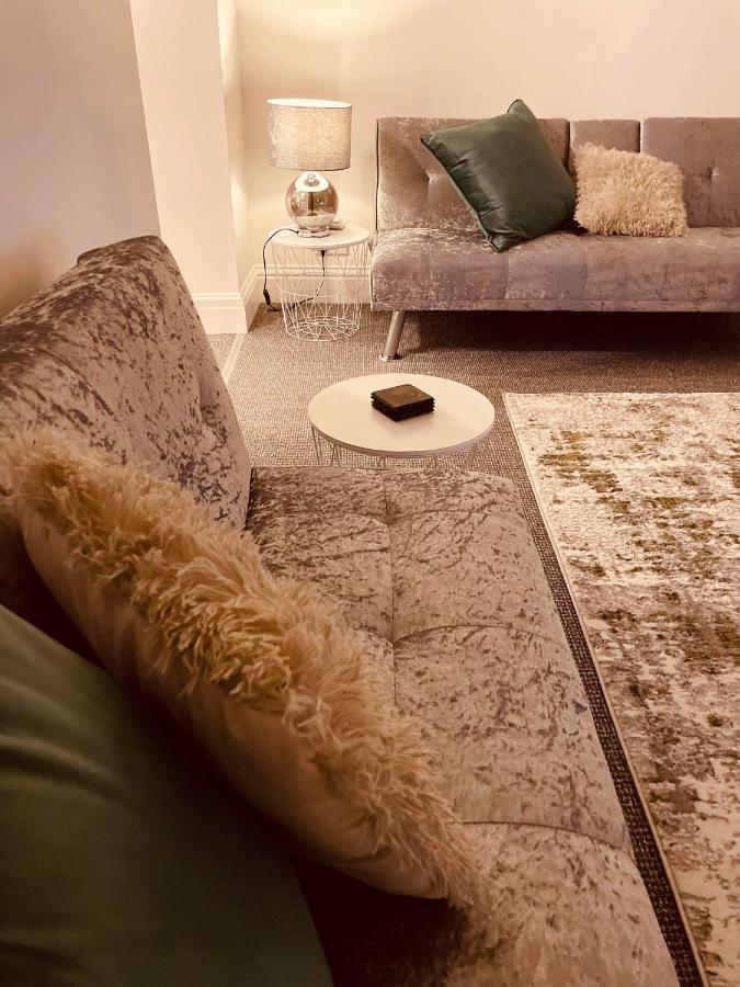 Luxury Suite 3 Bed Apartment Sleeps 6-8 Blackpool Dış mekan fotoğraf